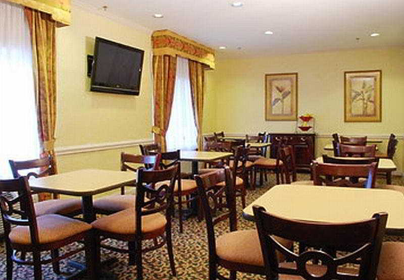 Fairfield Inn And Suites By Marriott Lake Charles - סולפור מסעדה תמונה